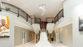 Adinkra Boutique Hotel
